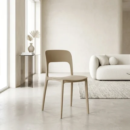 CHAISE PLASTIQUE - LATTE