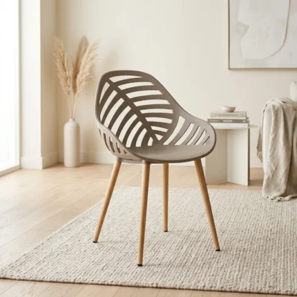 CHAISE EN PLASTIQUE - TAUPE