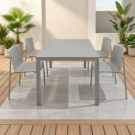 TABLE AVEC 4 CHAISES EN POLYPROPYLÈNE ET ALUMINIUM - GRIS CLAIR